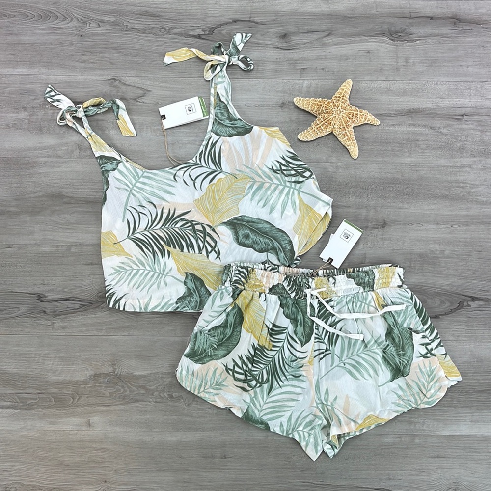 🔆RIP CURL🔆 COASTAL PALMS CAMI COASTAL PALM SHORT SET - Picture 2 of 15